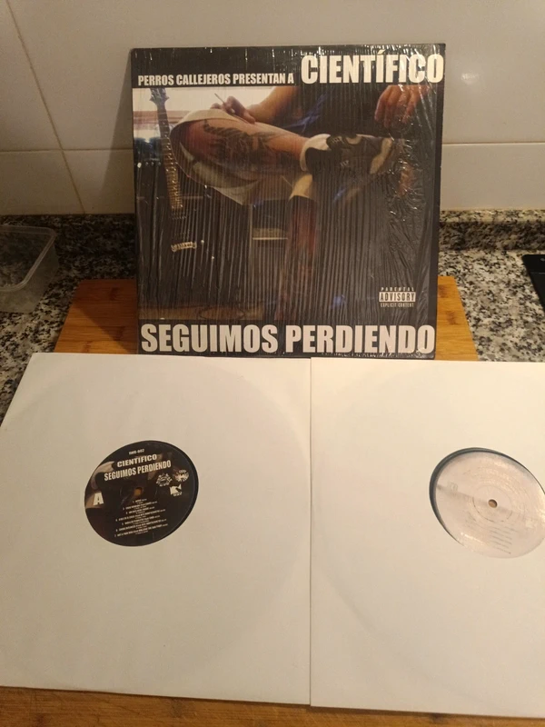 Doble lp de científico "seguimos perdiendo "