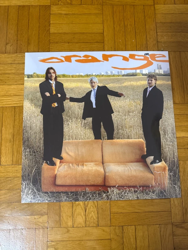 01099 Orange - Clear Marbled Vinyl Sealed