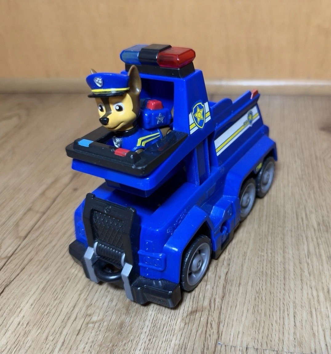 Paw Patrol Ultimate Rescue Chase Police Cruiser Vehicle Truck Car Figure Toy Set