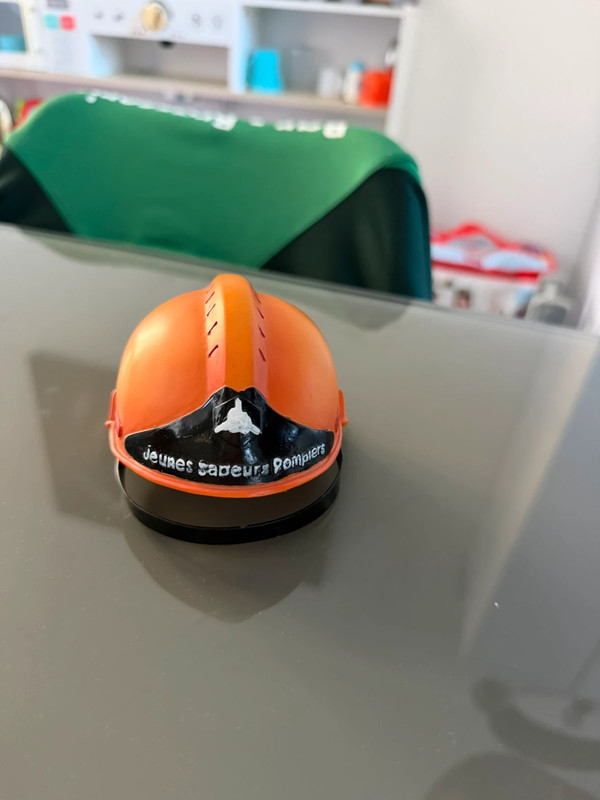 Casque pompier miniature de collection