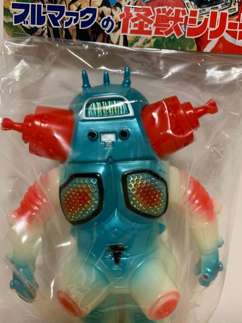 Bullmark King Joe GID Sofubi blu 433642