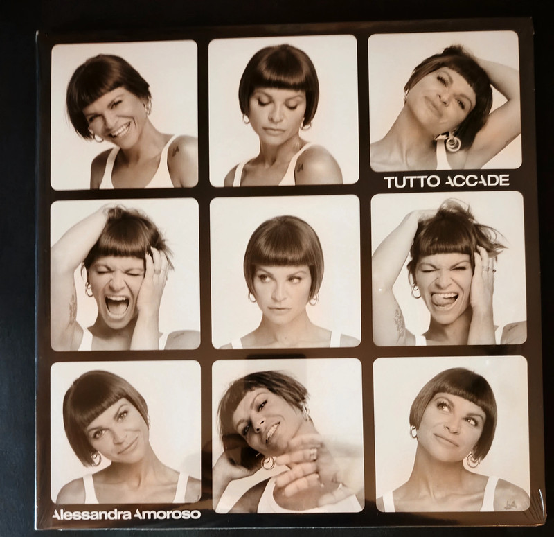 Alessandra Amoroso vinile 33 giri Tutto Accade