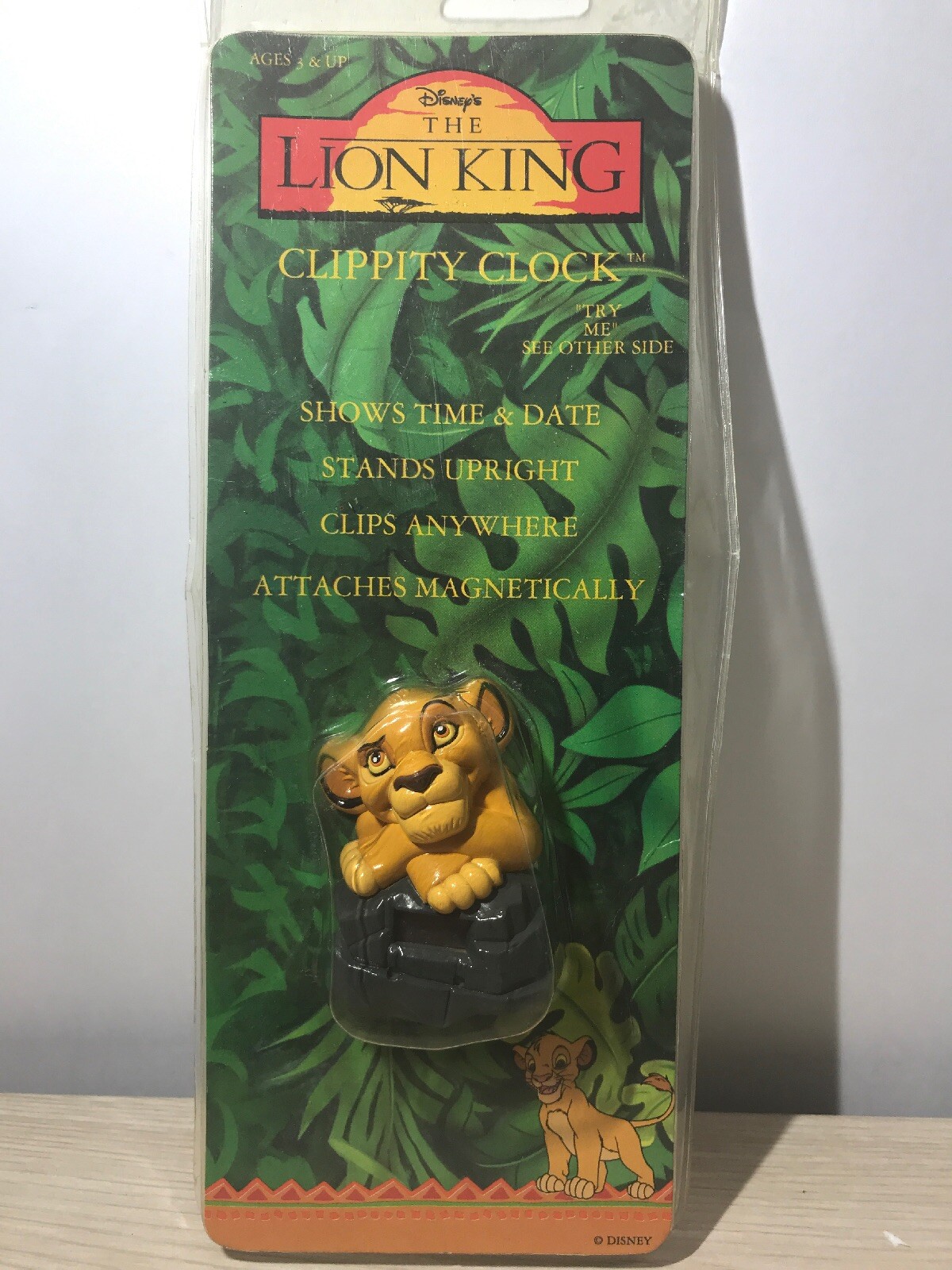 Vintage Nuovo con scatola Disney's Lion King "Clippity Clock" potrebbe aver bisogno di batteria