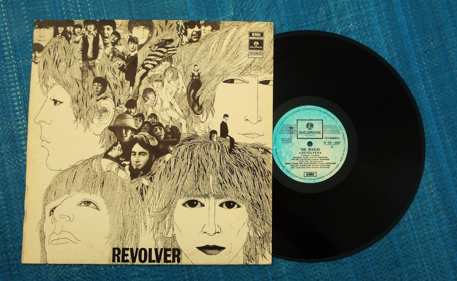 THE BEATLES   REVOLVER    RARE 1966 ITALIAN PRESSED LP