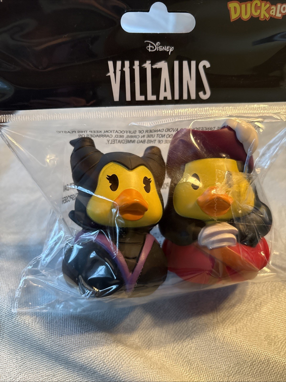 New Disney Villains MALEFICENT & CAPTAIN HOOK Duckalooz Rubber Duckie Jeep Bath