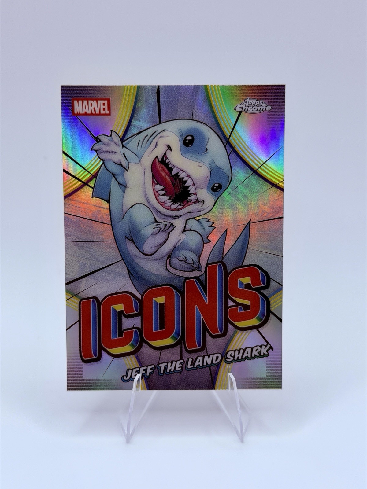 2026 Topps Chrome Marvel #MI-09 Jeff The Land Shark Marvel Icons rifrattore