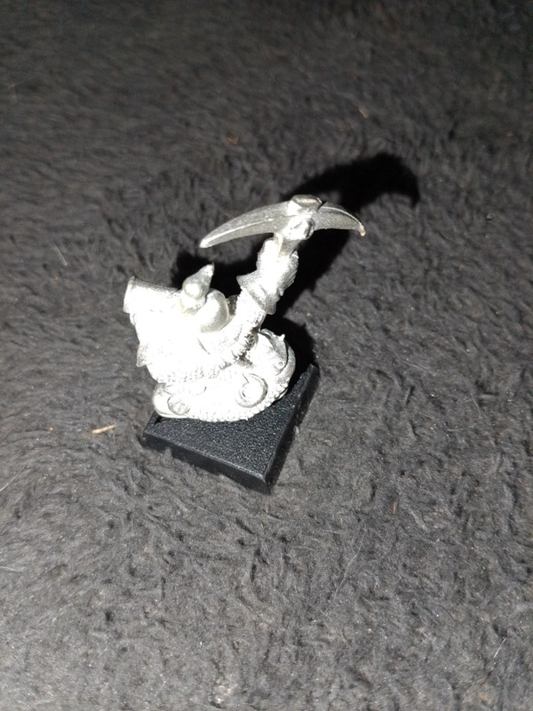 Figurine seigneur des anneaux un nain