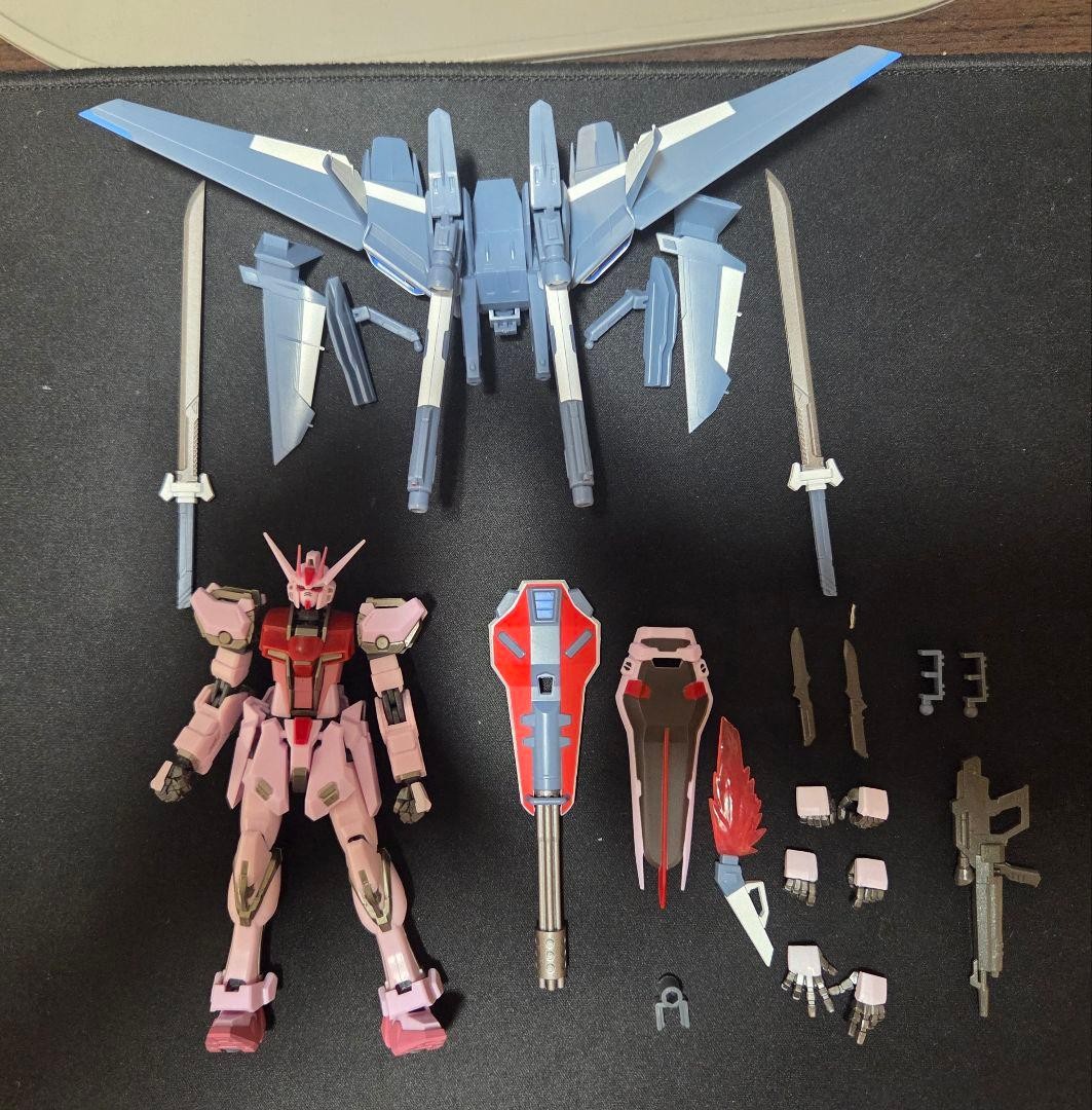 ROBOT SPIRITS Strike Rouge IWSP versione equipaggiata