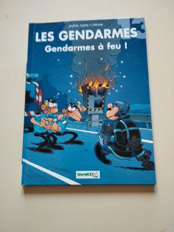 Les gendarmes