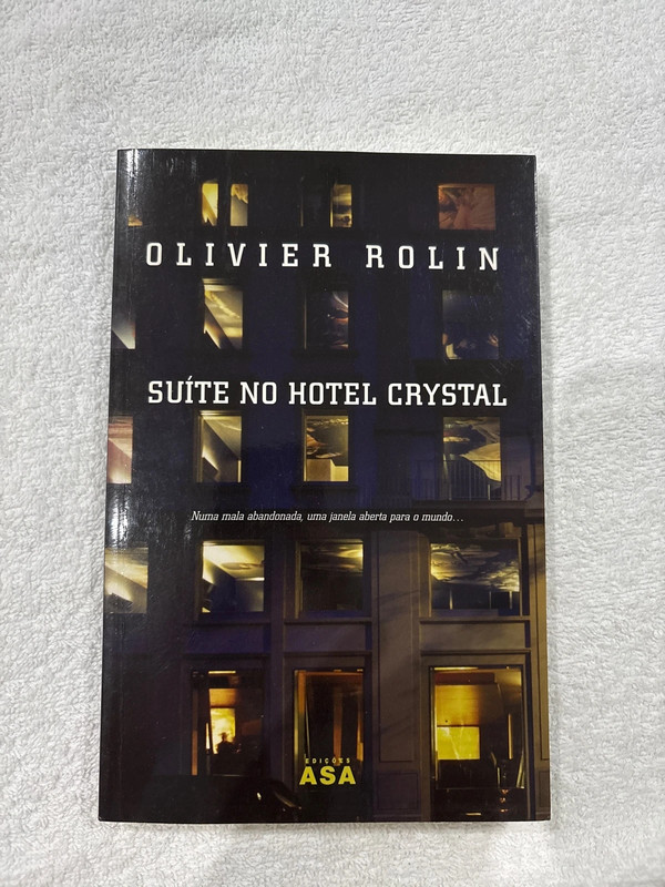 Livro “Suíte no Hotel Crystal”