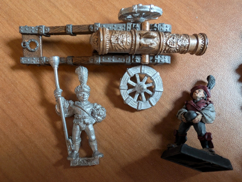 Warhammer citadel empire cannon and crew. All metal