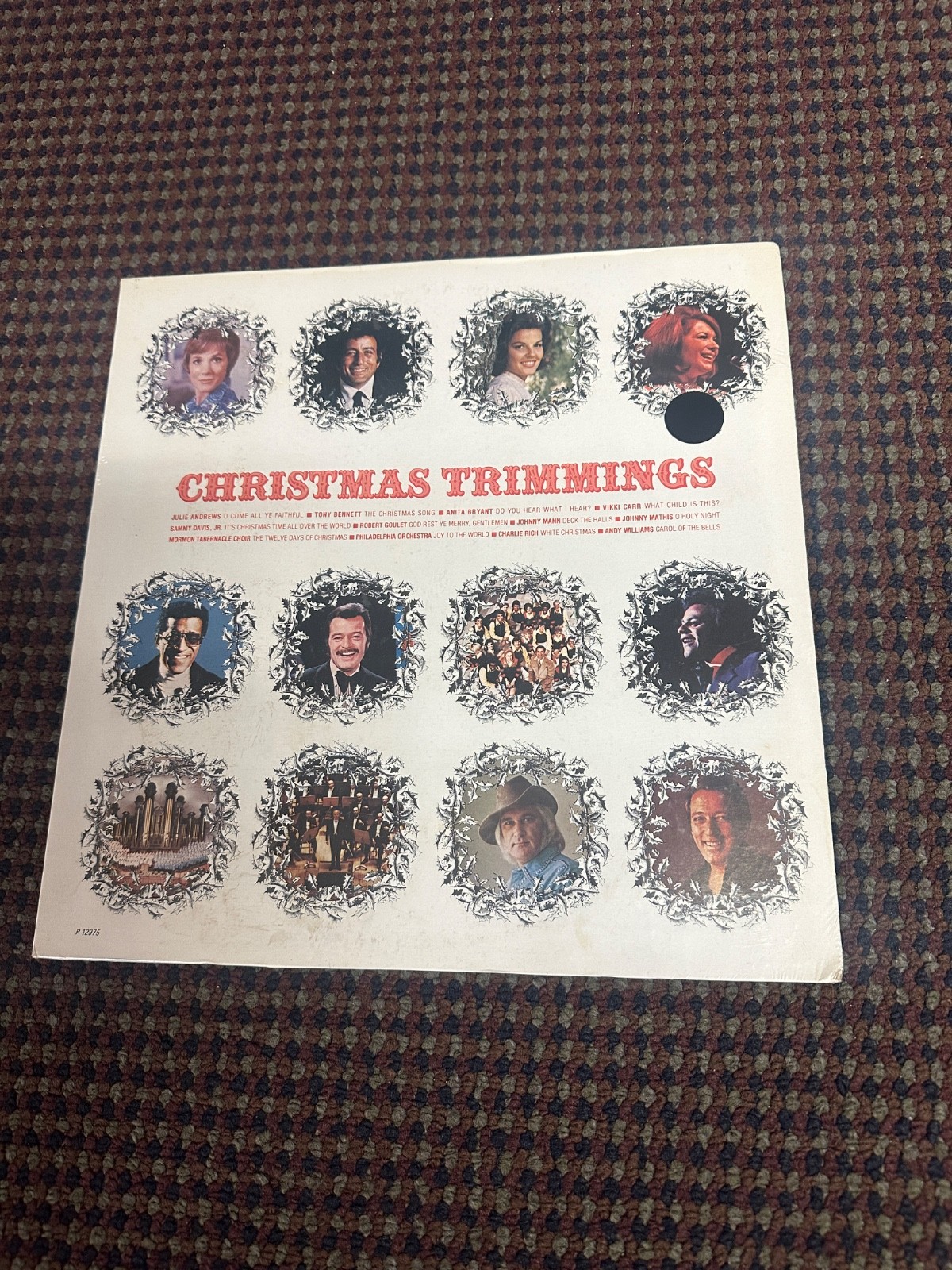 CHRISTMAS TRIMMINGS VINYL - SEALED!!!