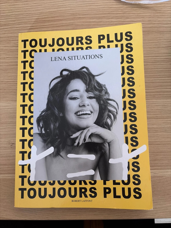 Livre Léna situation toujours plus