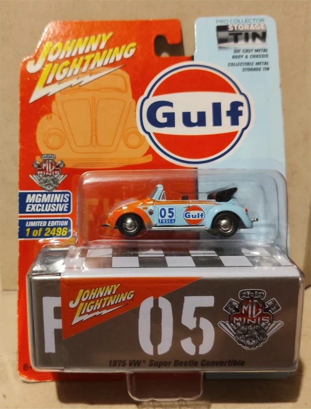 Johnny Lightning - 1975 Volkswagen Super Beetle Convertible - Gulf - Mgminis Exclusive