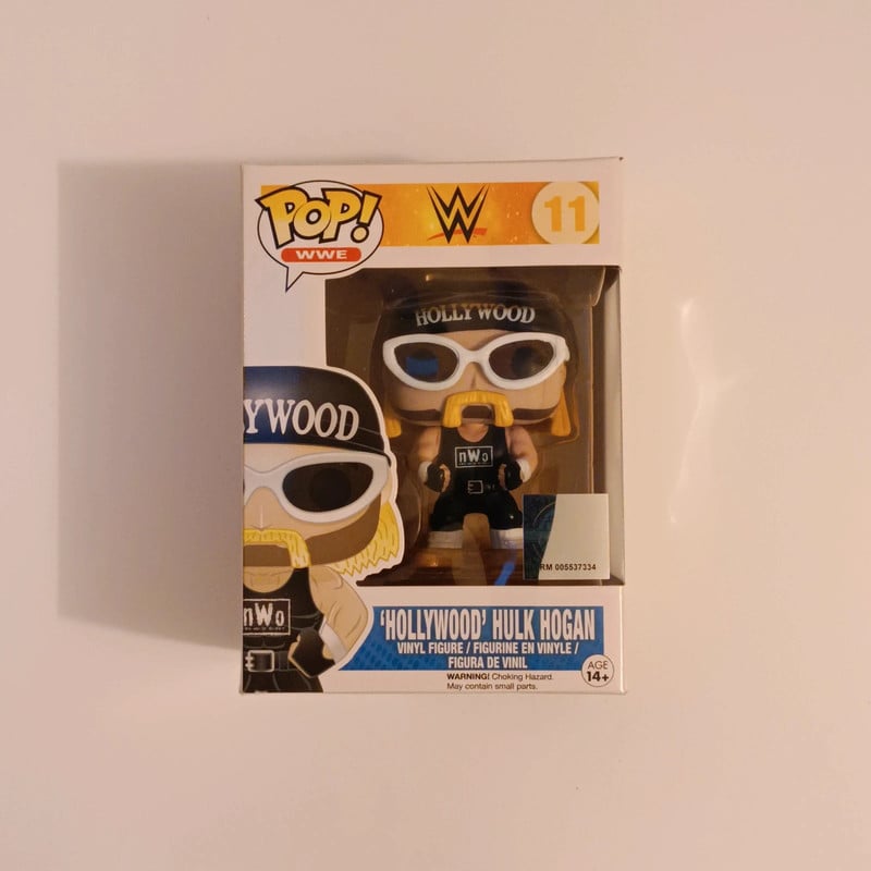 Funko Pop WWE #11 Hollywood Hulk Hogan – WWE 2K15 Exclusive 2014