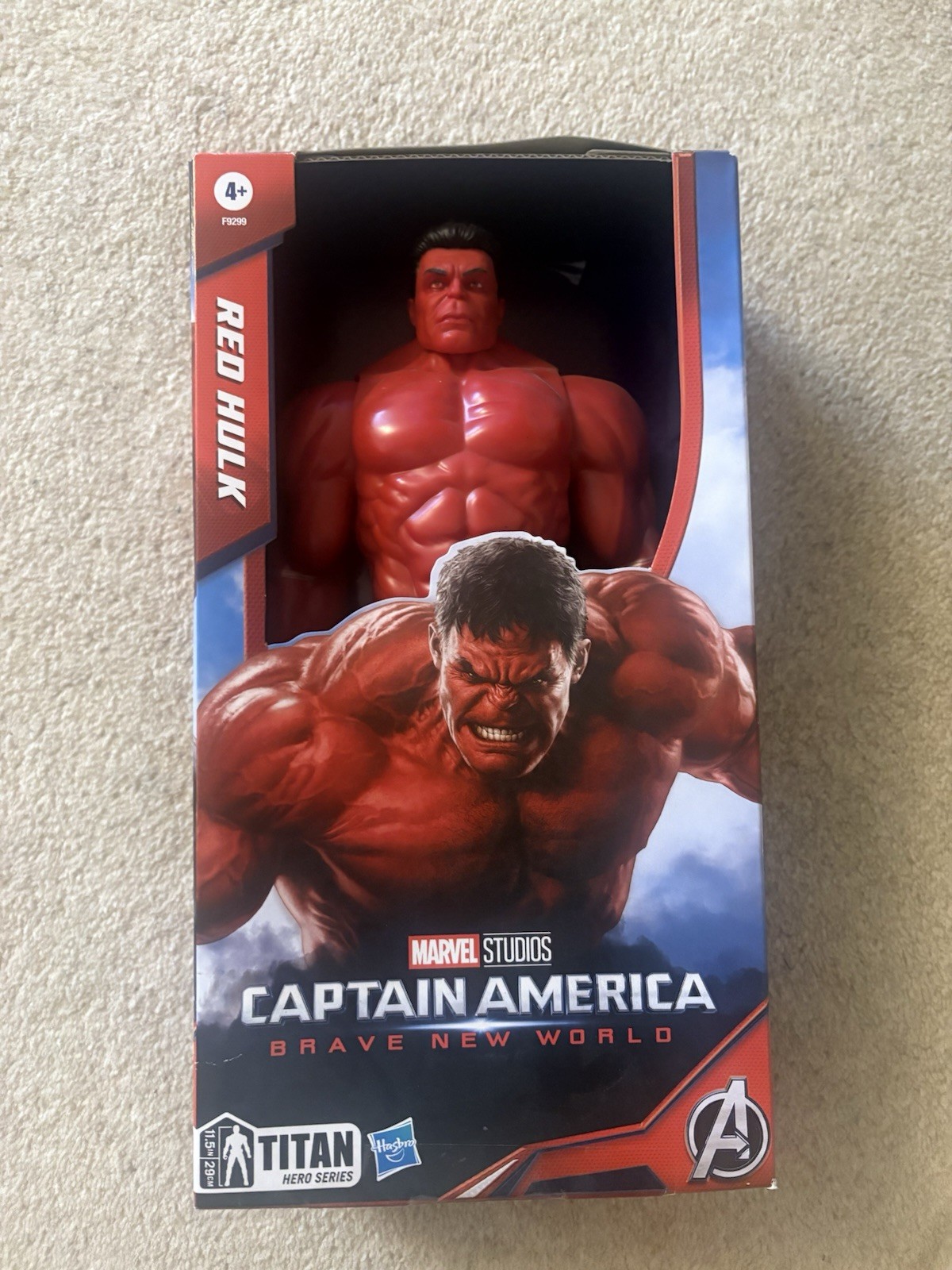 CHILDREN TOY FIGURE RED HULK MARVEL STUDIO NEW IN BOX CAPTAIN AMERICA