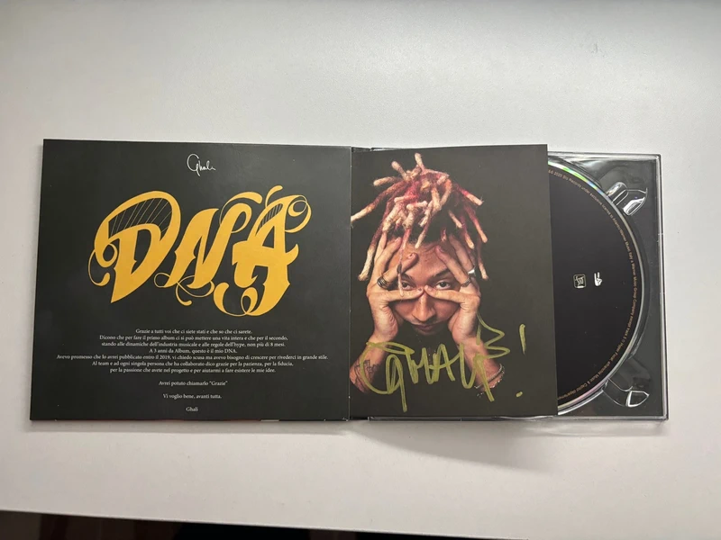 cd autografato ghali