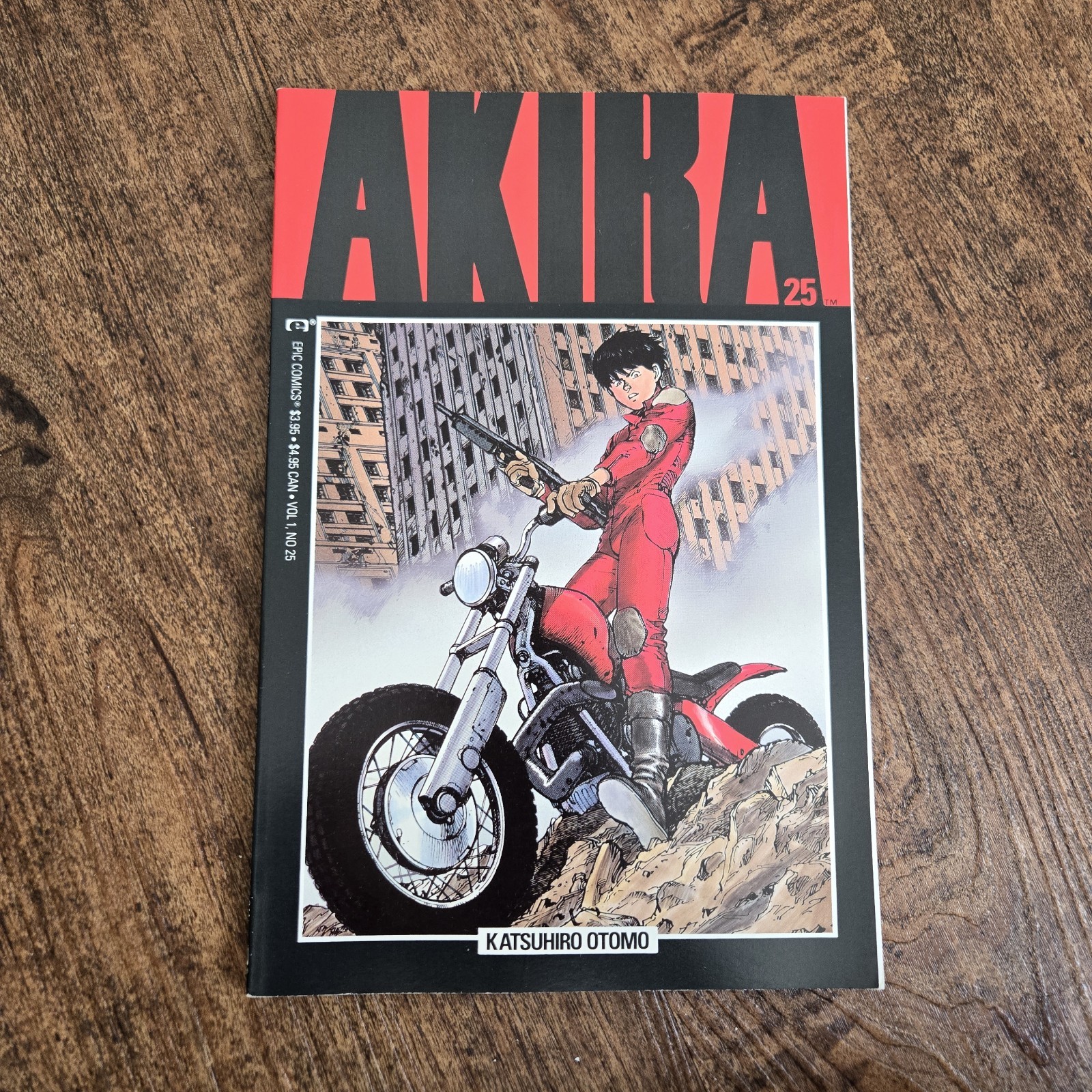 AKIRA #25 ALTA QUALITÀ KATSUHIRO OTOMO EPIC COMICS CON PGS 1990