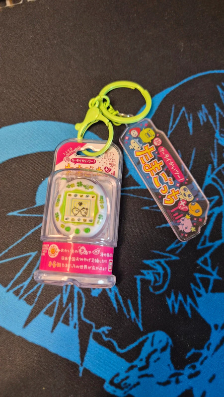 Llavero Tamagotchi Trébol