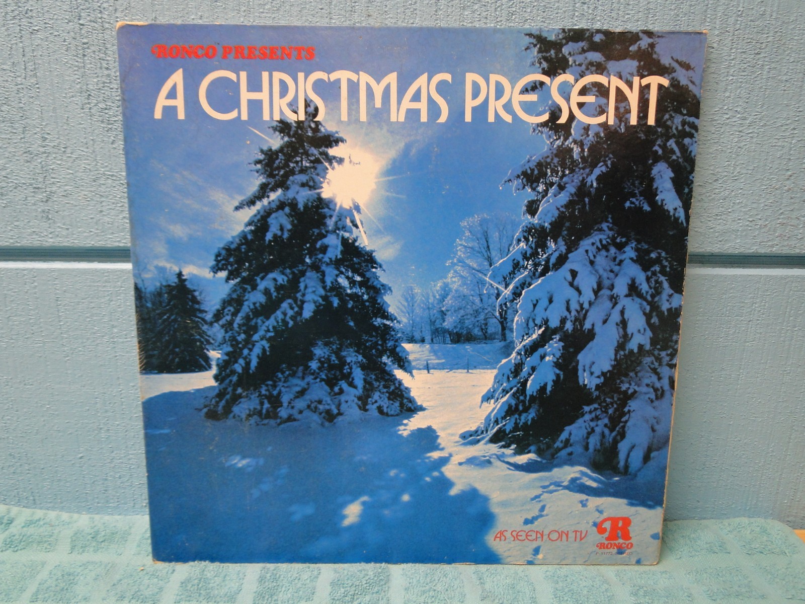 Ronco Presents A Christmas Present LP -EXTRA LPs SHIP FREE