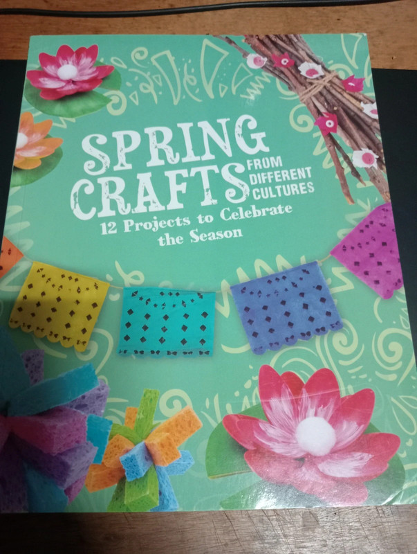 Trabalhos manuais de várias culturas Primavera