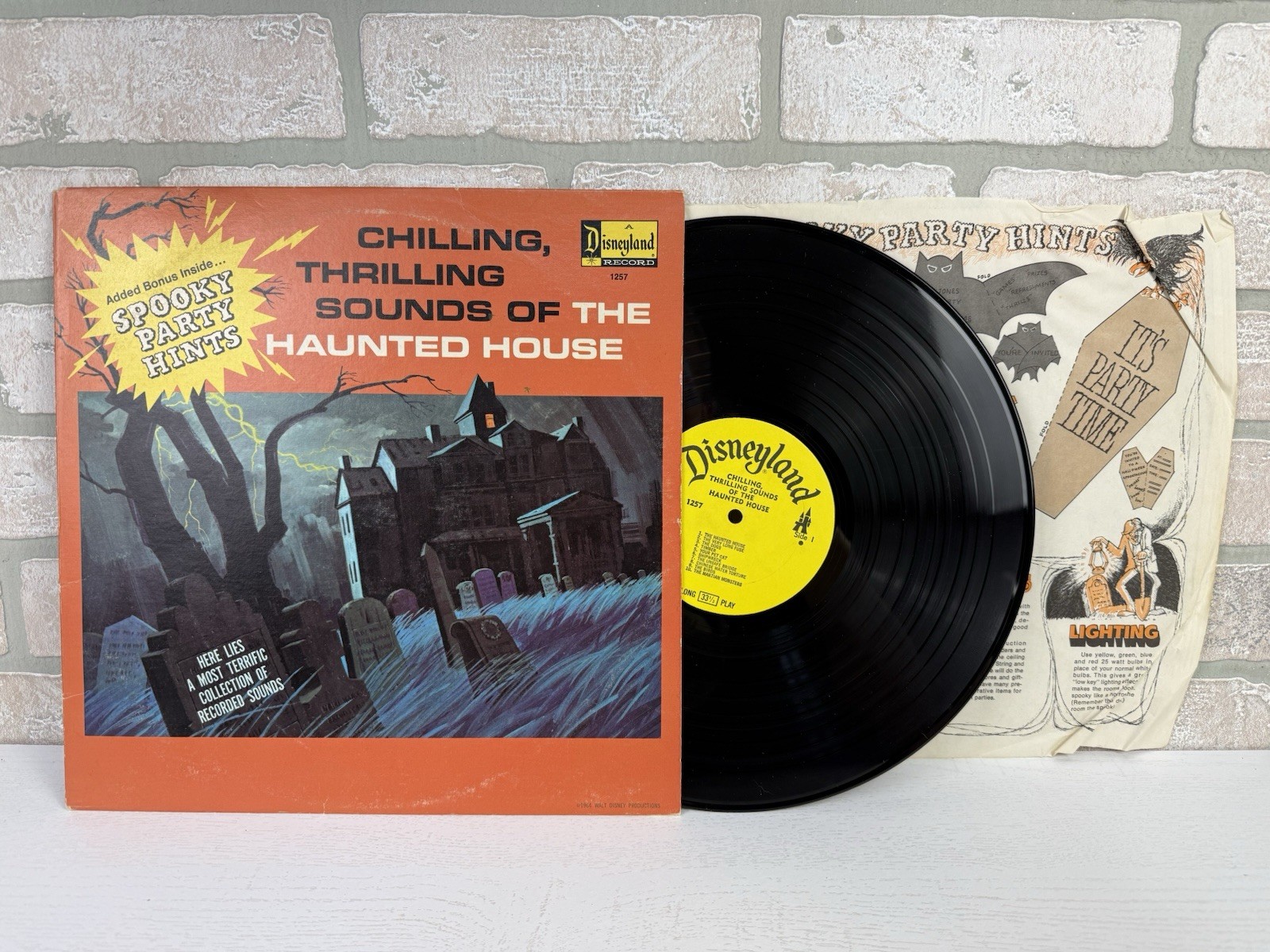 Disney Chilling Thrilling Sounds Of The Haunted House LP 1973 Disneyland 1257