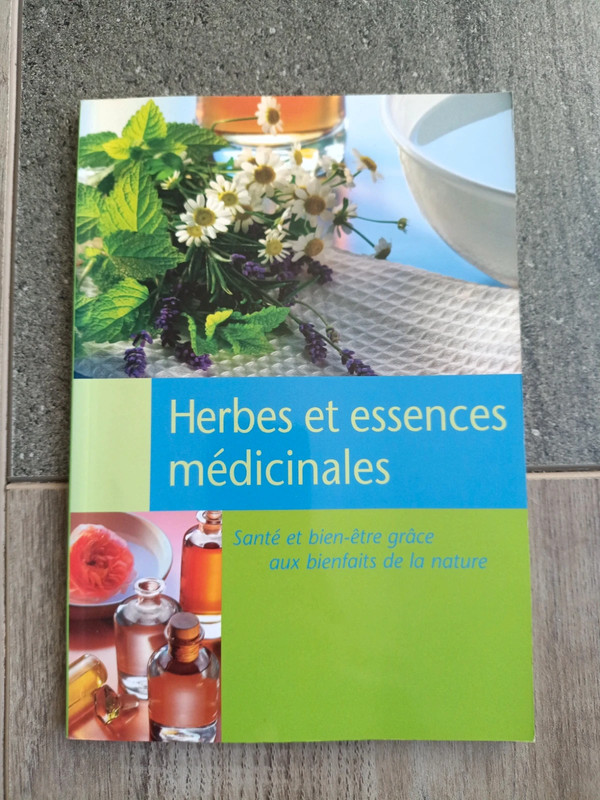 Livre Herbes et essences médicinales