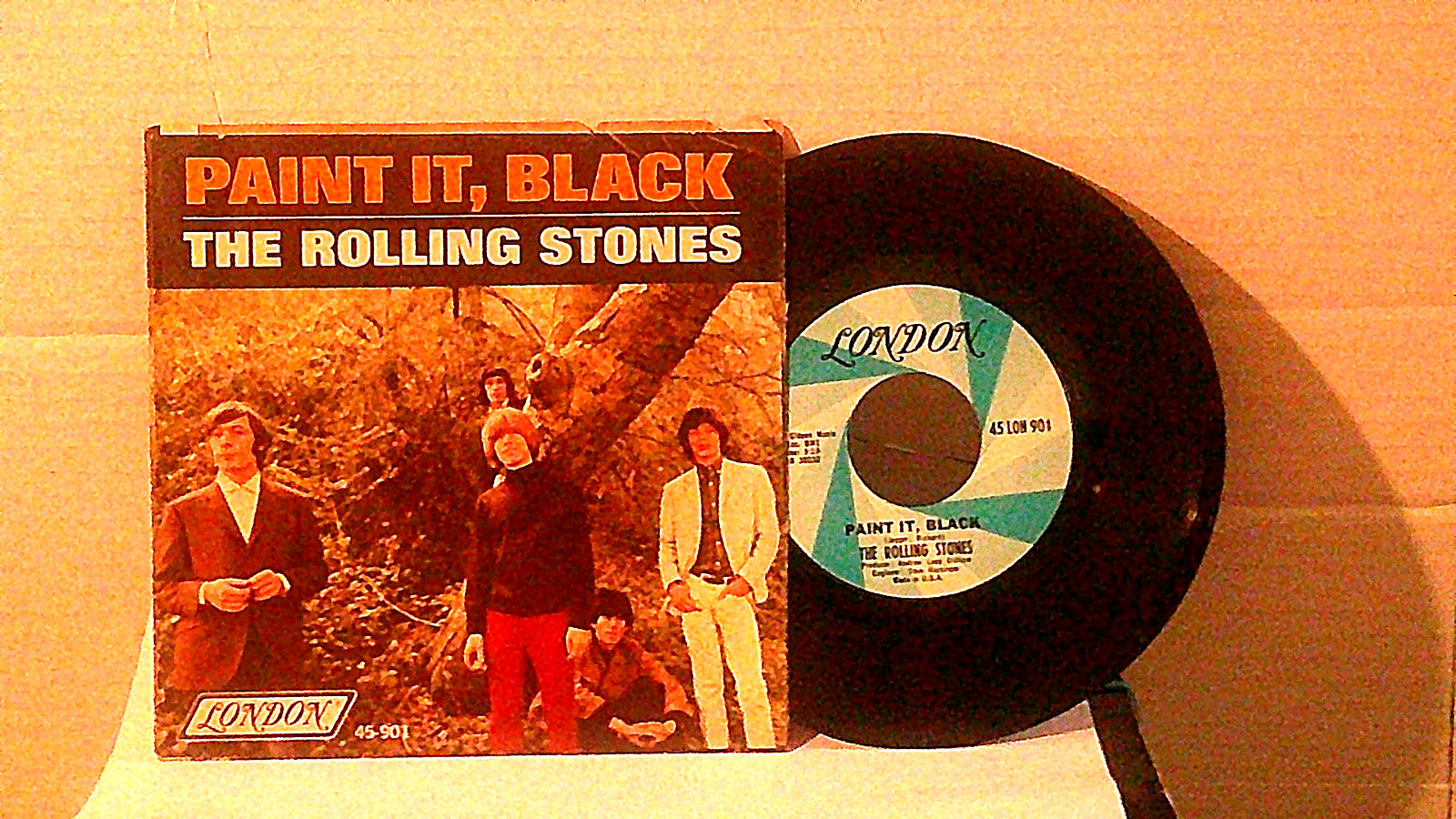 The Rolling Stones,London 901,"Paint It Black"US,7"45 w P/S,1968 hit classic,EX