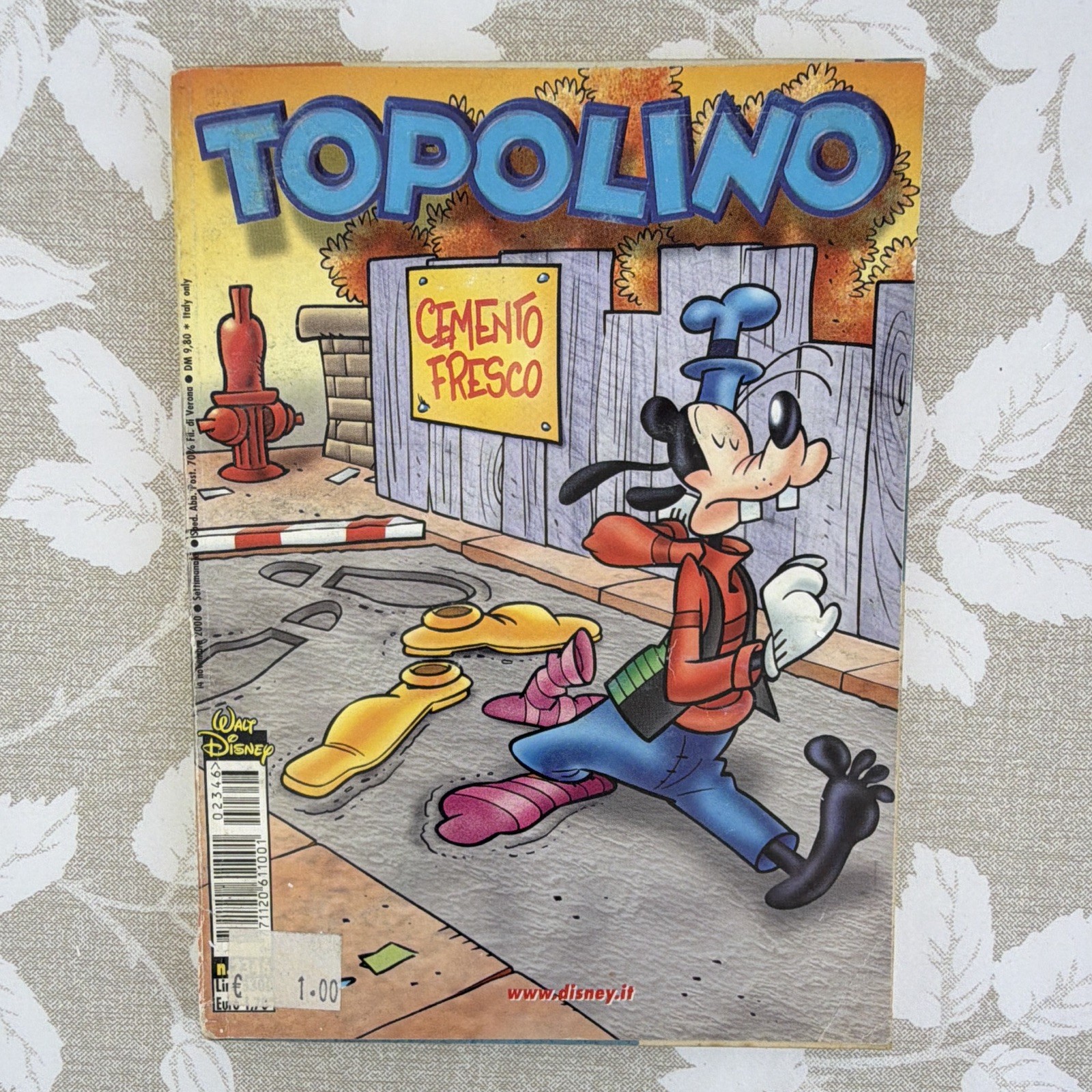 Walt Disney Topolino (2001) Pippo fumetto numero singolo italiano a colori