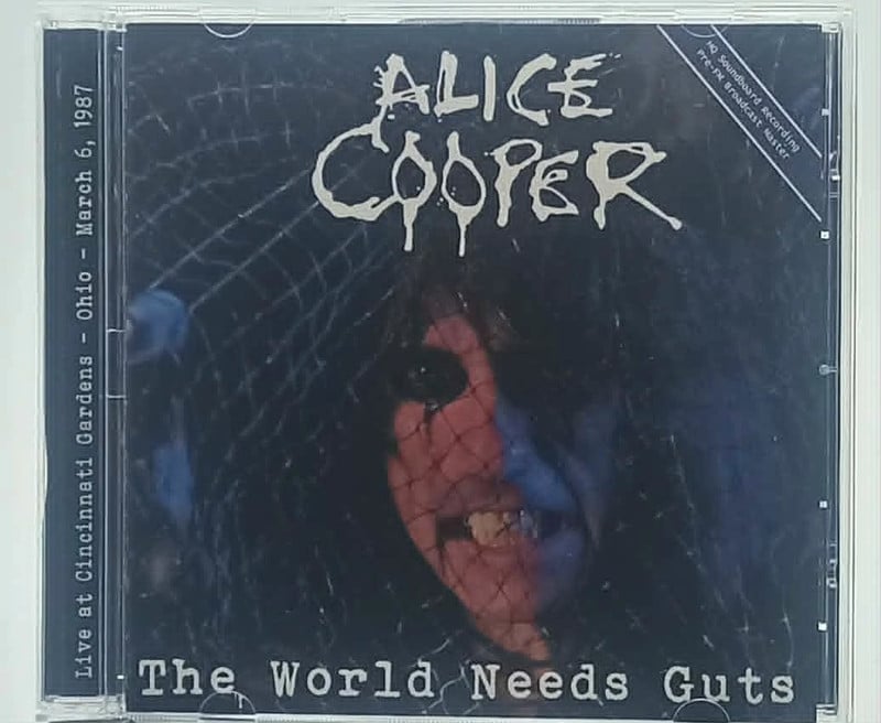 Alice Cooper – The World Needs Guts