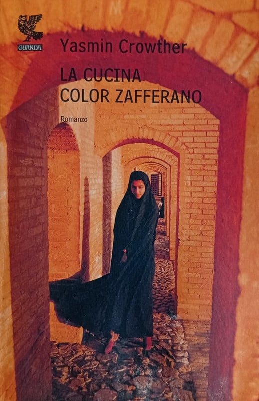 Libro "la cucina color zafferano" di Yasmine Crowther (leggere descrizione)
