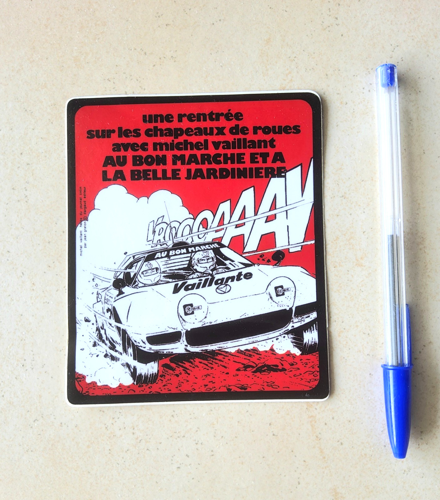 autocollant sticker  MICHEL VAILLANT  AU BON MARCHÉ PARIS aufkleber adesivo 