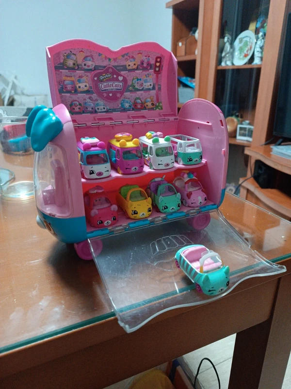 Camión Expositor Shopkins Cutie Cars + Colección de 9 Coches
