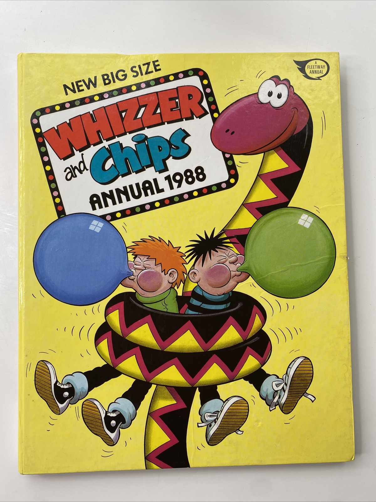WHIZZER AND CHIPS ANNUAL 1988 - EXCELLENT CONDITION - VINTAGE / NOSTALGIC GIFTS