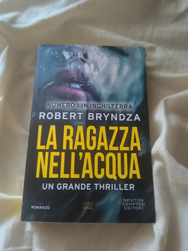 La  ragazza nell' acqua Robert Bryndza