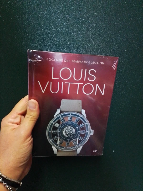 Libro Orologi di lusso Louis Vuitton