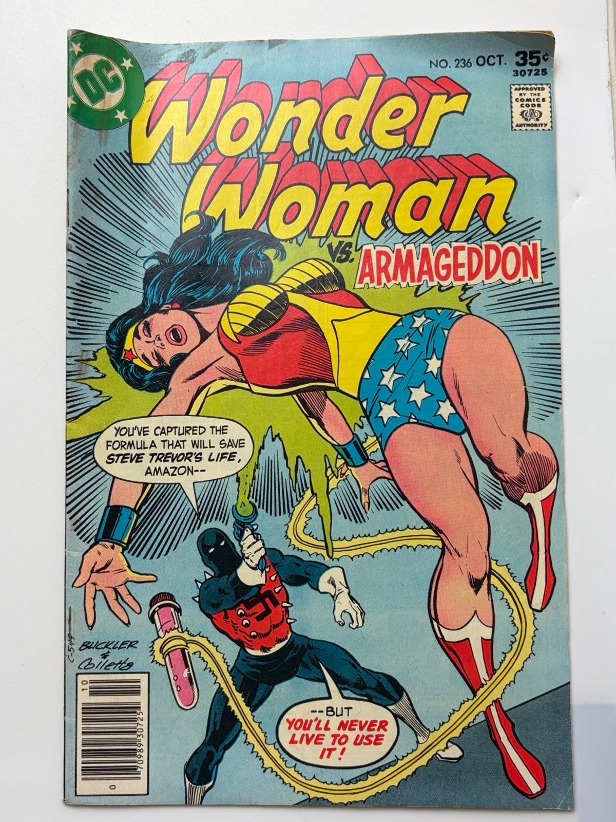 Wonder Woman #236 (1977) in 5.0 Ottimo/Bene - Spedizione illimitata