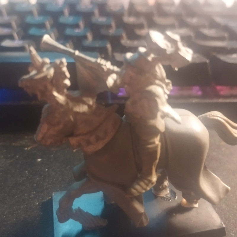 Musicien Chevalier du Graal Warhammer collector  métal