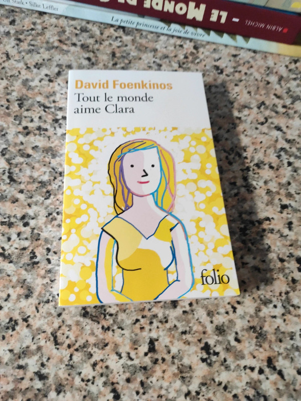 Tout le monde aime clara livre