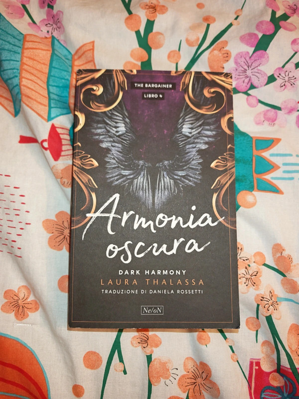 Armonia oscura - Laura Thalassa
