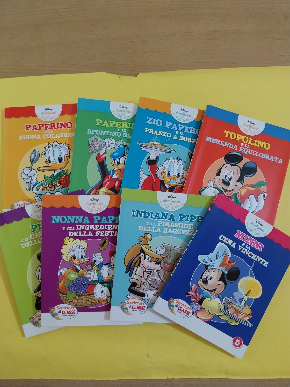 8 FUMETTI SCRITTORI DI CLASSE DISNEY SERIE COMPLETA CON COFANETTI  CONAD