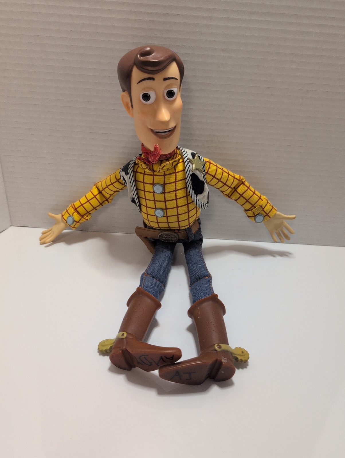 Disney Toy Story Talking Woody Pull String Doll 15” Pixar No Hat Works Needs Bat