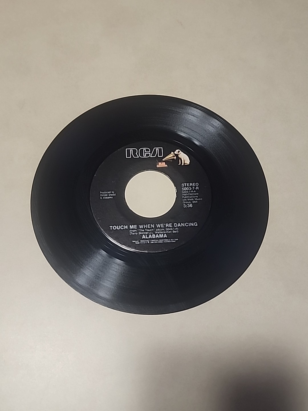 Alabama - Hanging Up My Travelin' Shoes; Touch Me When We're Dancing 45 