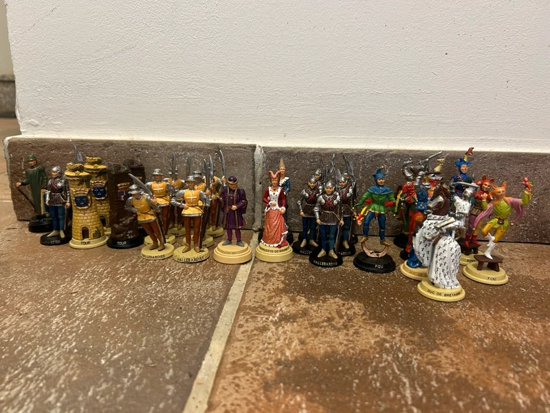 Figurines en résine