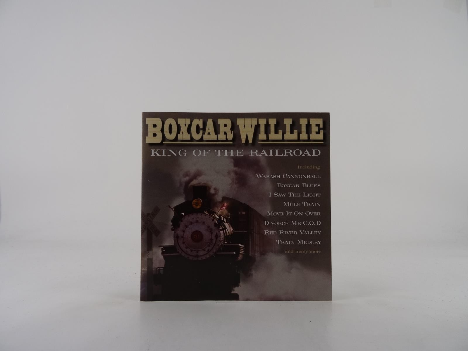 BOXCAR WILLIE KING OF THE RAILROAD (289) 20+ Track CD Album plus Picture Sleeve 