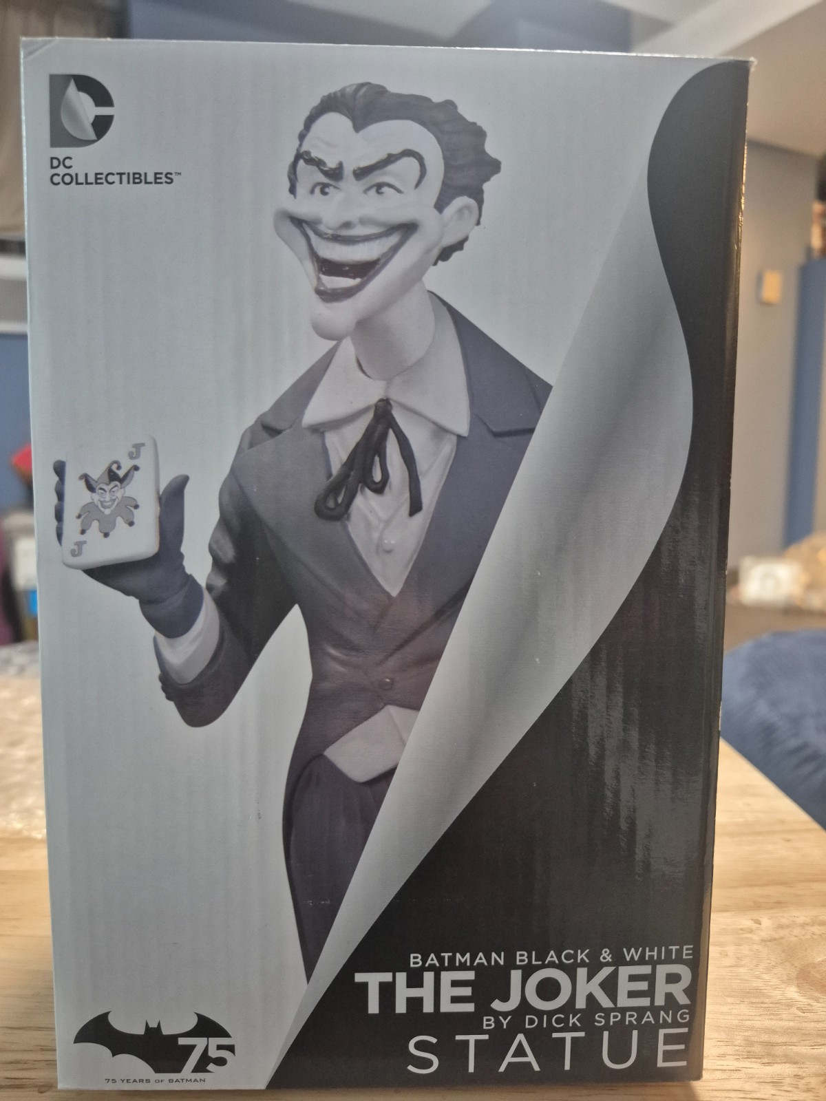 DC COLLECTIBLE BATMAN BLACK&WHITE THE JOKER 