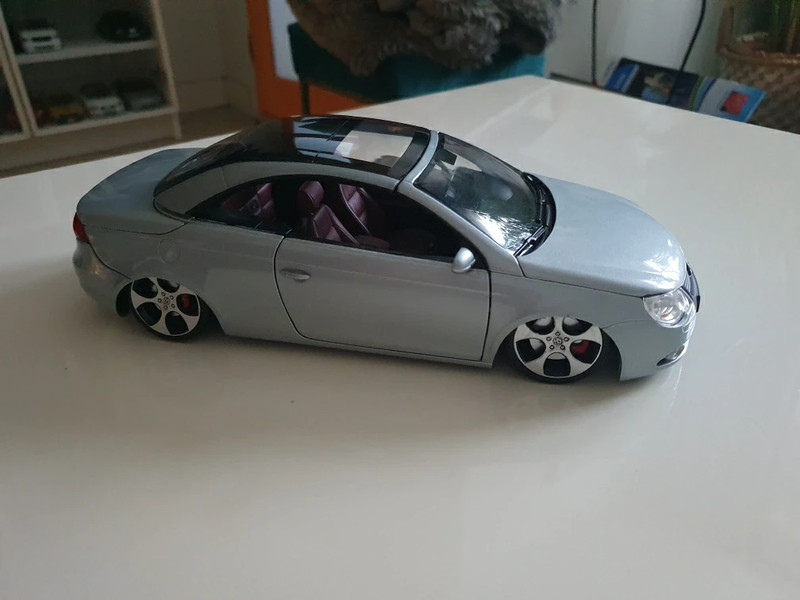 Vw eos 1/18 Norev modifiée