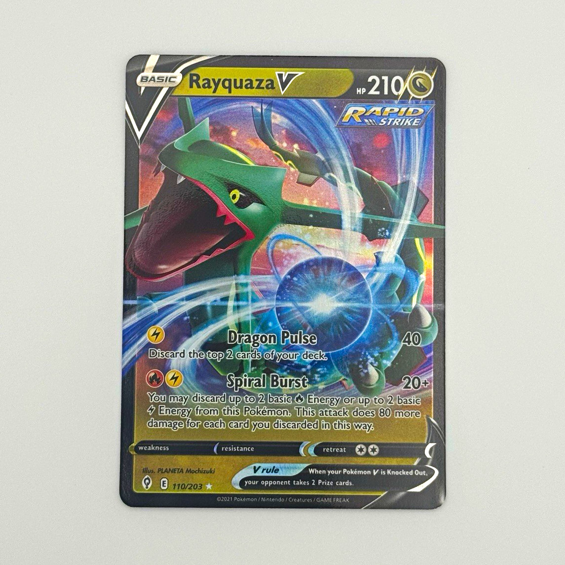 Pokemon TCG The Pokemon Company Rayquaza V 110/203 Evolving Skies UR Holo Eng