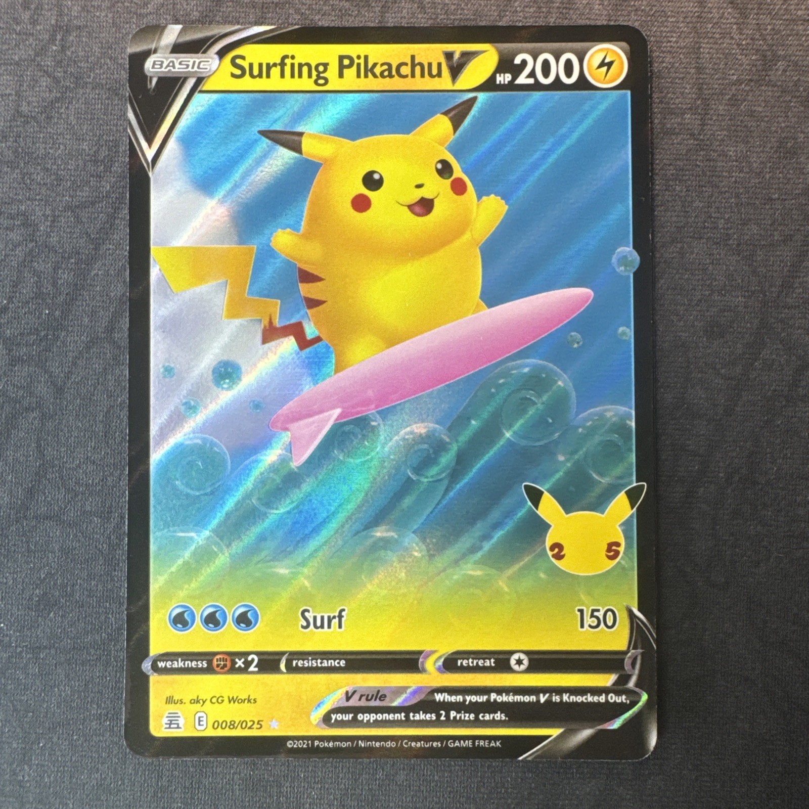Surfing Pikachu V 008/025 Celebrazioni Holo Pokemon