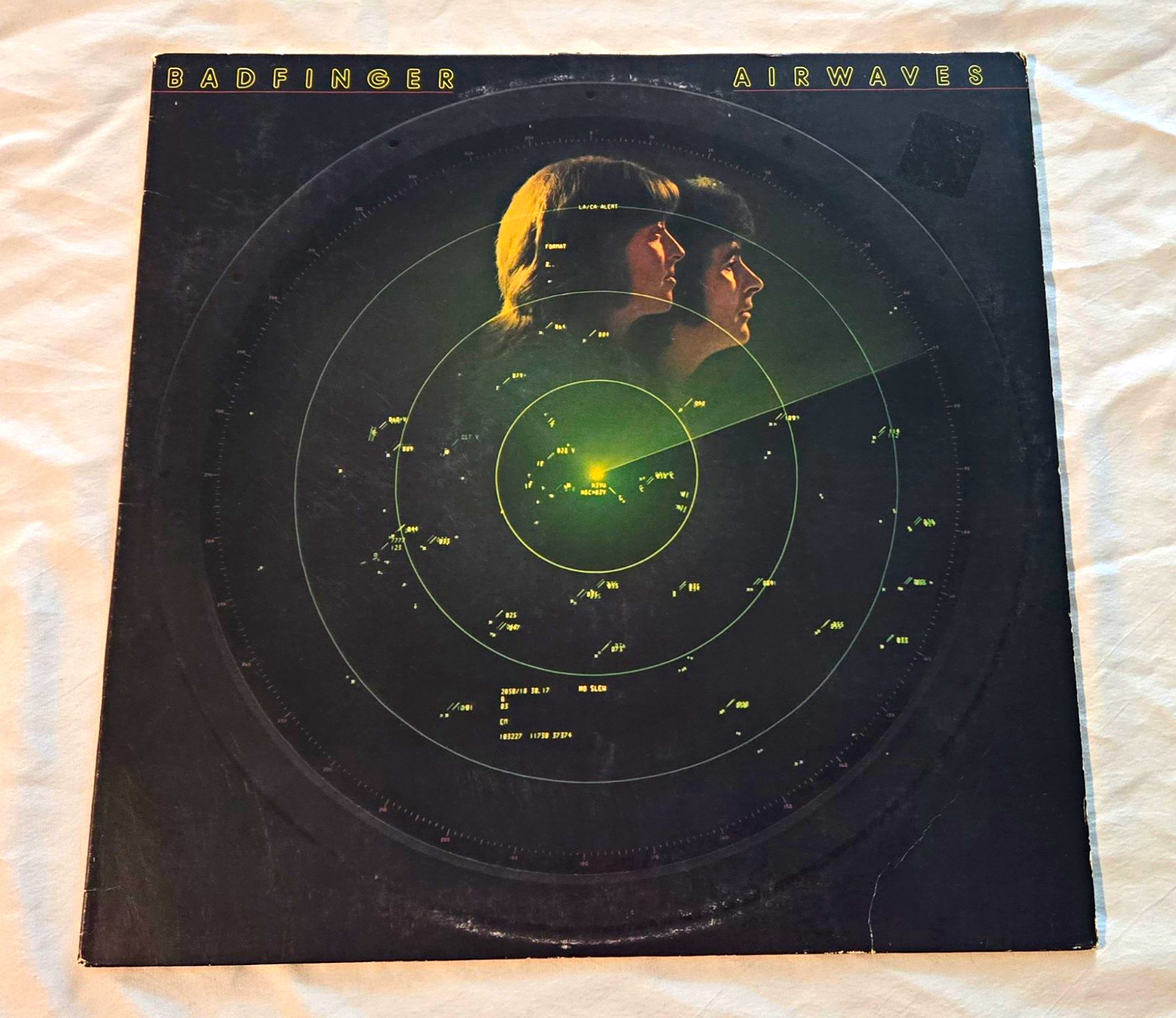 Badfinger - Airwaves LP Elektra 6E-175 12" Rock Vinyl Original Inner Sleeve